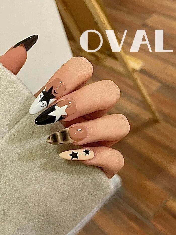 [Cure in 40s with Lamp] Edgy Star French Tip Gel Nail Wraps (Oval Shape) - 20pcs Self-Adhesive, Instant Hardening Nail Tips - Image 2