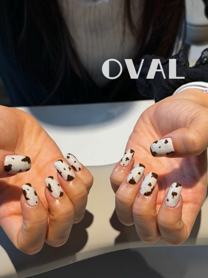 [Cure in 40s with Lamp] Vintage Cow Print Gel Nail Wraps (Oval Shape) - 20pcs Self-Adhesive, Turns to Hard Nail Tips Instantly - Image 4